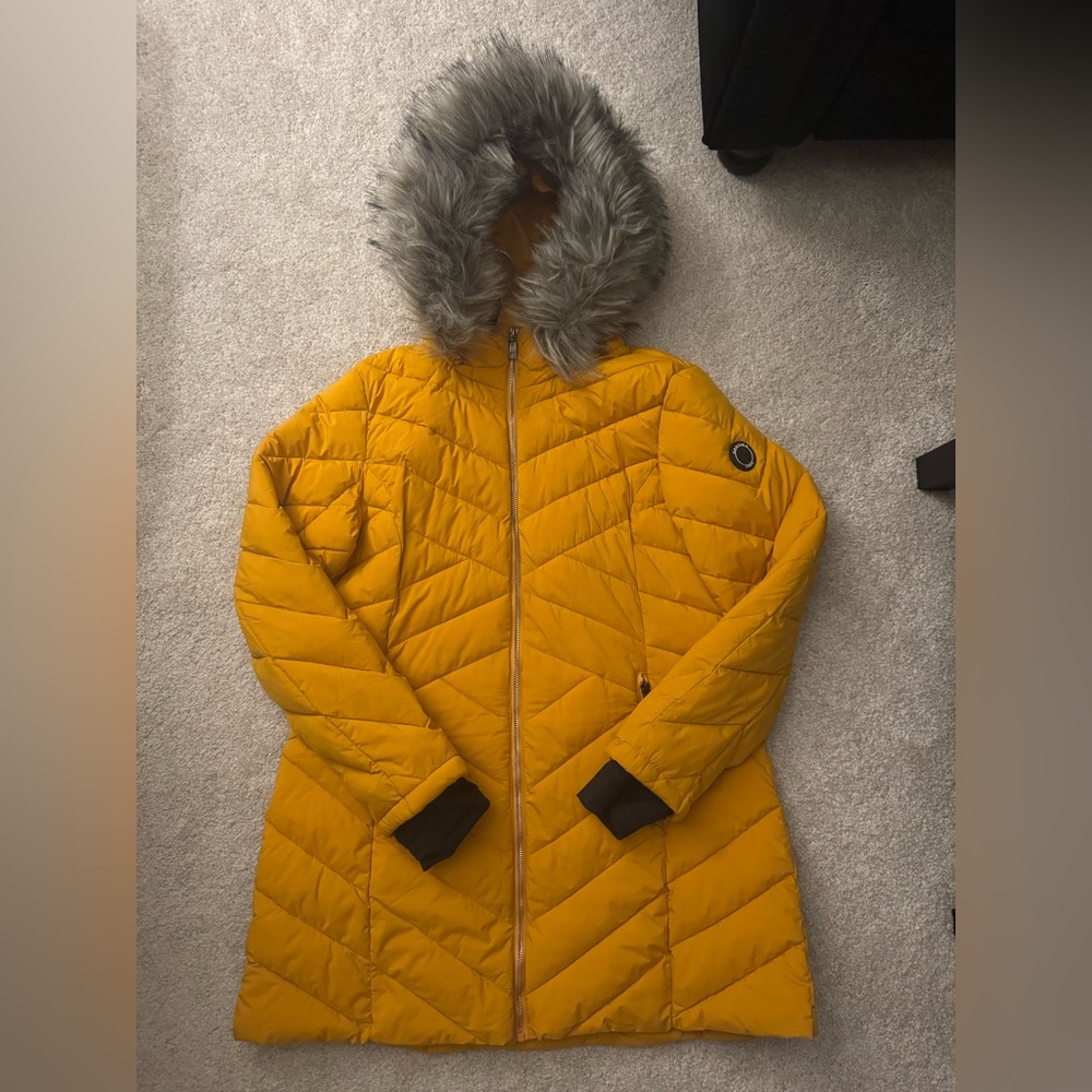 Nautica Women Yellow Puffer Jacket Coat with Faux Fur Hood Size XL Like New